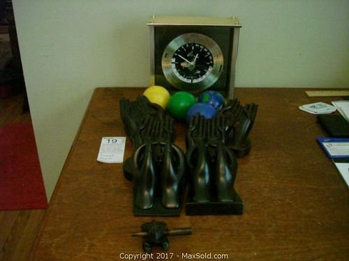Lot #0019 (1 of 8)