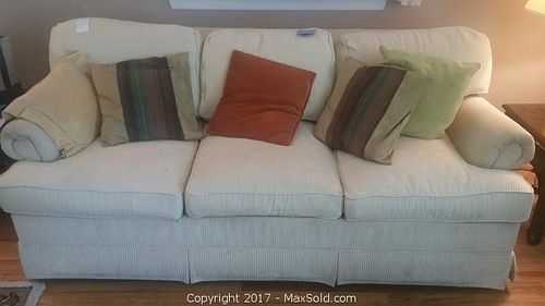 Lot #0071 (1 of 11)