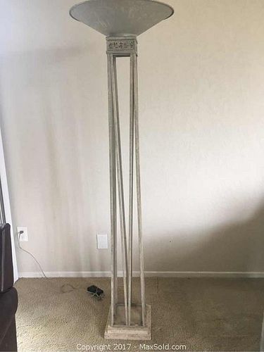 Lot #0012 (1 of 3)