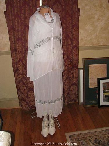 Lot #0357 (1 of 15)