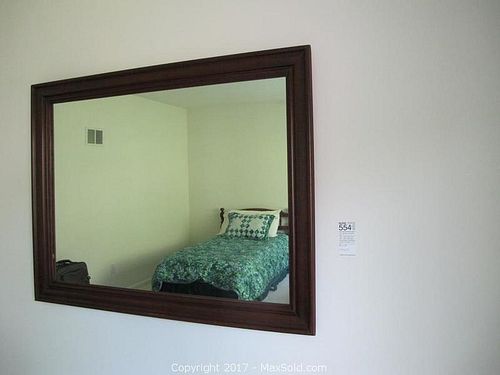Lot #0554 (1 of 8)