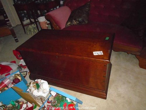 Lot #0012 (1 of 4)