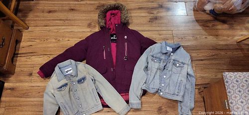Lot #83 (1 of 20)