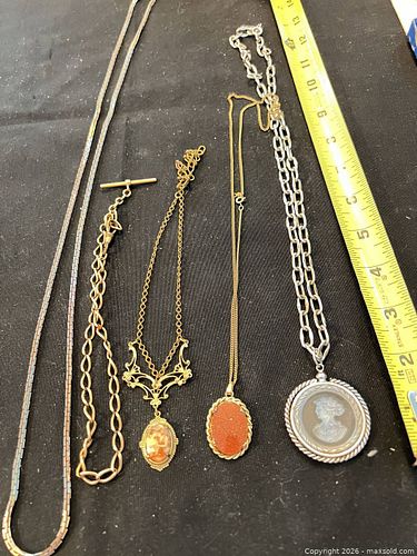 Lot #682 (1 of 10)