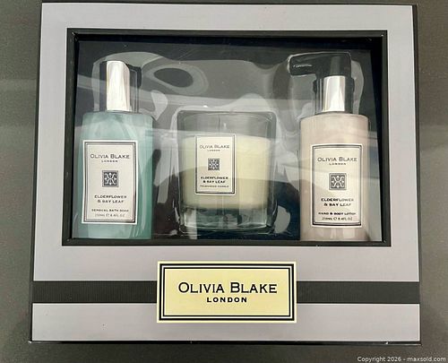 Bath Soak, Fragranced Candle, and Hand & Body Lotion (1 of 2)