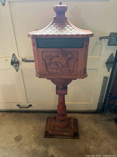 Lot #9 (1 of 3)