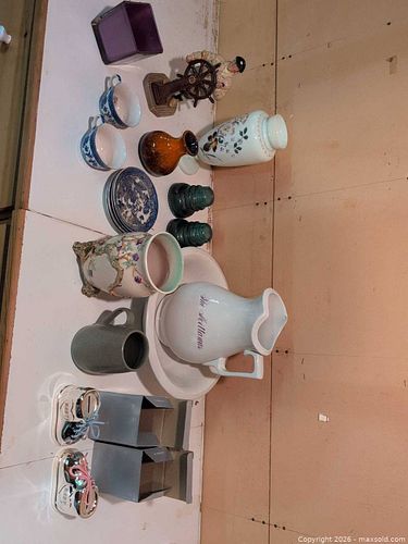 Mixed Ceramics, Glass and metal Keepsakes Lot (1 of 13)