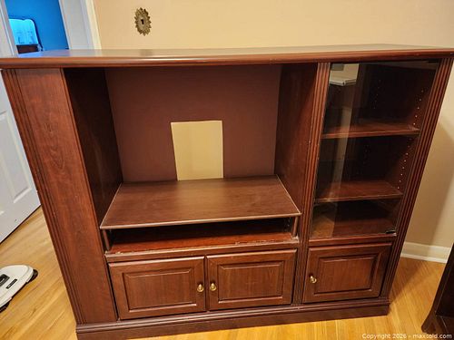 Entertainment Center/Media Cabinet, 58.5in W (1 of 4)