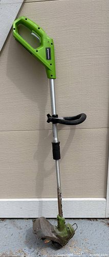Greenworks 40 Volt Whipper Snipper (1 of 5)