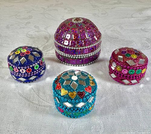 Trinket Boxes, 19 boxes. (1 of 10)