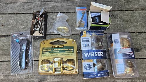 Lot #33 (1 of 12)