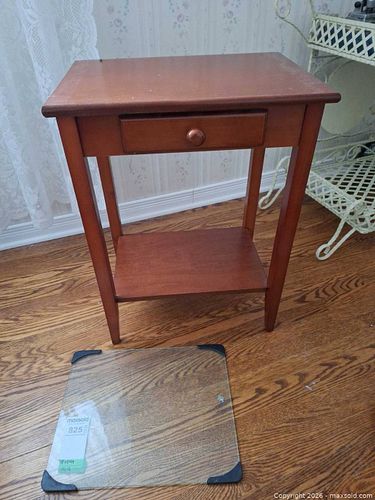 Side Table  A (1 of 13)