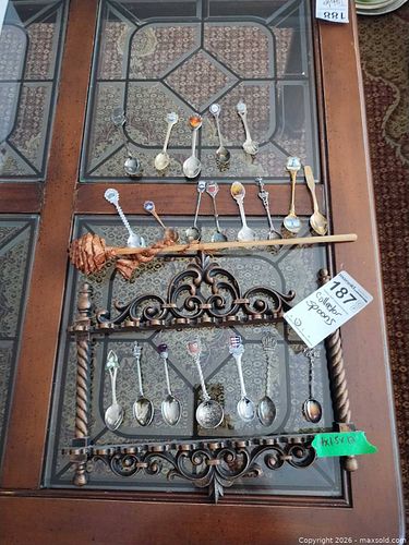 Collector Souvenir Spoon Set with Decorative Metal Rack B (1 of 20)