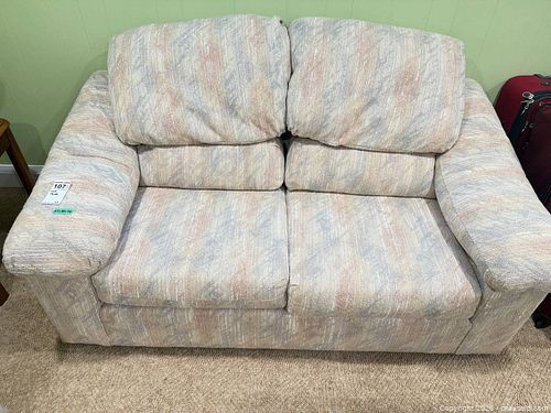 Loveseat D (1 of 9)