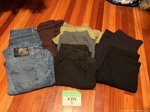 Jeans, Pants & Athleisure Wear: Lululemon, Cut Loose, Eileen Fisher, Topman (1 of 18)
