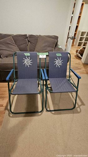 Outdoor Folding Chairs  (1 of 12)