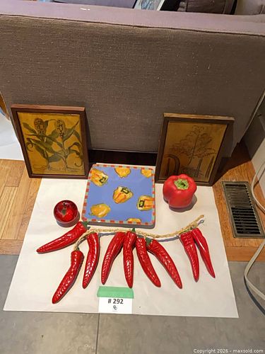 Vintage Kitchen Decor & Retro Botanical Reproductions (1 of 15)