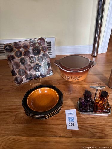 Lot #258 (1 of 18)