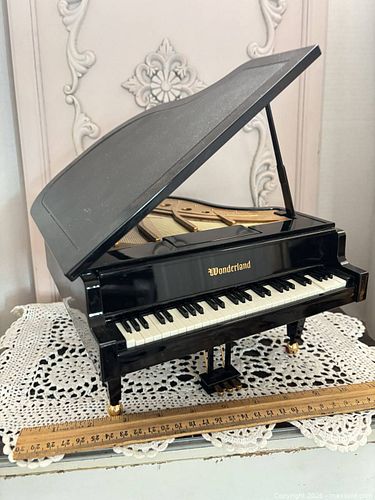 Wonderland Battery-Powered Plastic Musical Item, ~12 in Wide (1 of 8)