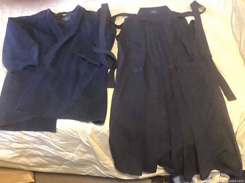 Kendo Gi and Hakama (uniform) (1 of 9)