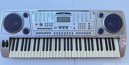 Ashbury KB-200 61-Key Electronic Keyboard (1 of 4)