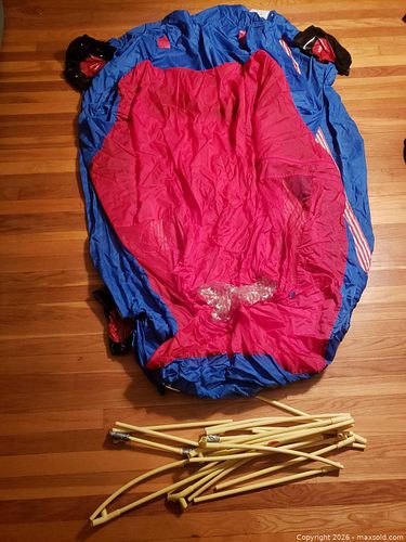 Hide N Sleep Car Shaped Child's Bed Tent (1 of 5)