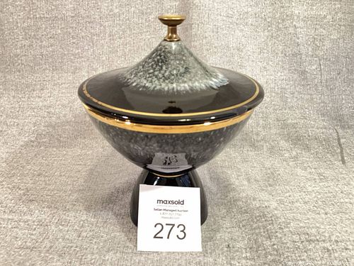 Lot #273 (1 of 8)