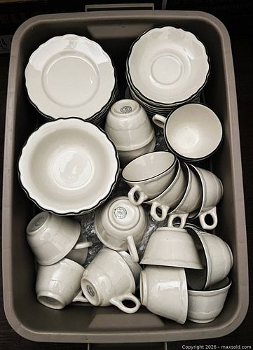 Lot #113 (1 of 9)