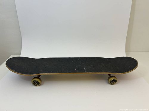 Lot #130 (1 of 6)