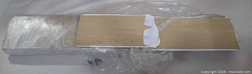 Pack of brand new vinyl flooring (1 of 4)