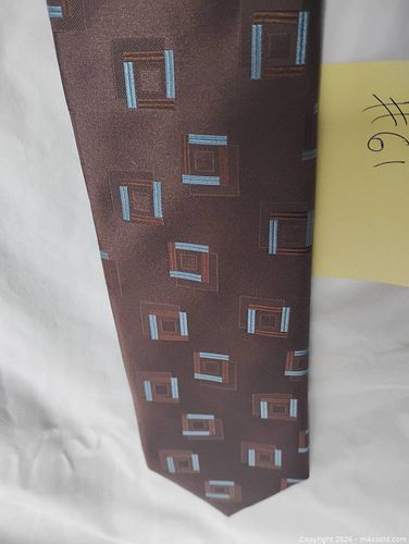 Lot #61 (1 of 5)