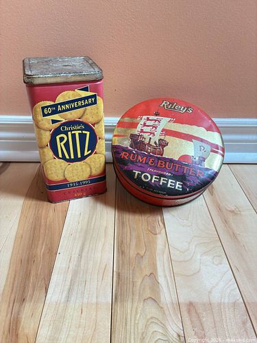 Christie's / Ritz & Riley Brothers Collectible Tin, England (1 of 8)