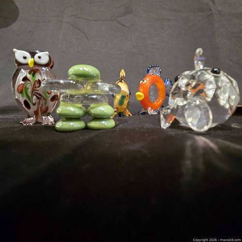 Lot #145 (1 of 7)