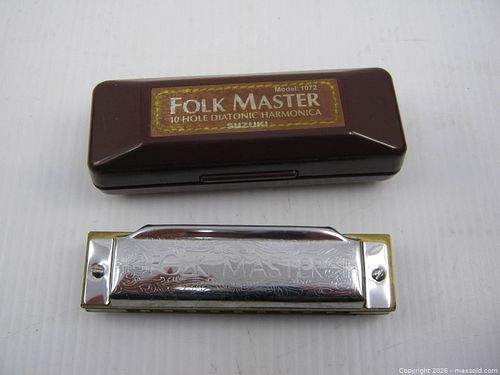 Old Suzuki Folk Master 10 Hole Diatonic Harmonica Model 1072 (1 of 11)