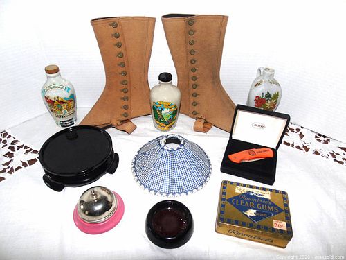 VINTAGE COLLECTIBLES (1 of 11)