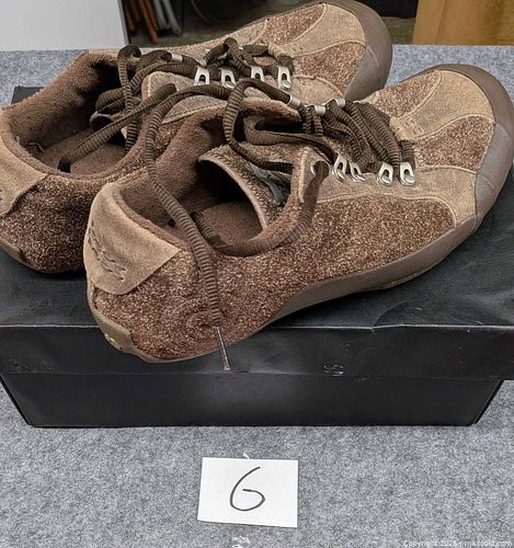 Lot #6 (1 of 4)