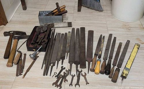 Aged and Antique Tools B (1 of 20)