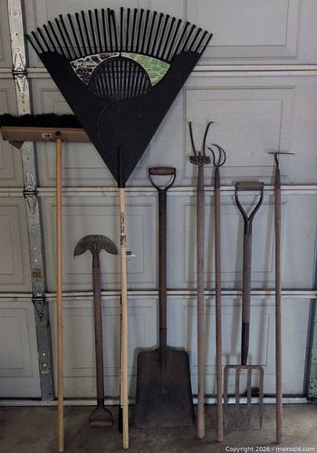 Garden Tools B (1 of 20)