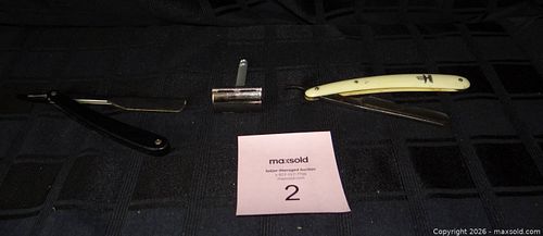 Straight & Safety Razors — 3 Pieces, Plastic & Fake Bone Handles (1 of 4)