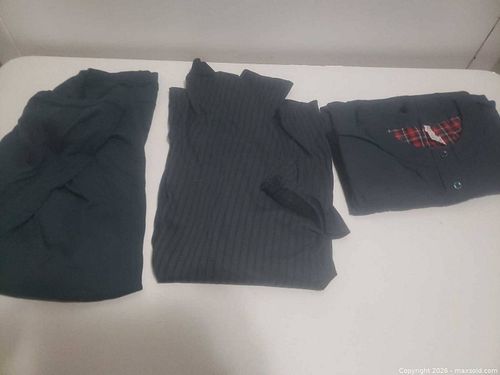 Lot of 3: Cardigan, Sweater & Pants in Dark Green with Red Accents (1 of 4)