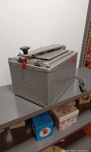 Vintage Brumberger Photo Printer (1 of 5)