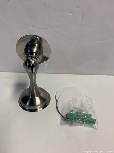 Lot #60 (1 of 9)
