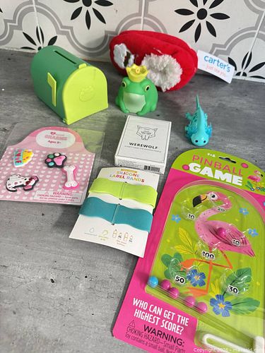 Small New toy/kids lot - 8 items  (1 of 6)