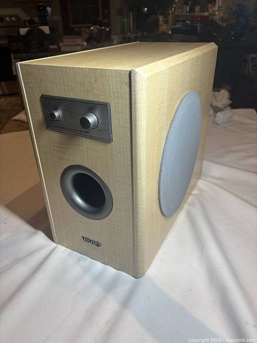 VINTAGE VIVID SUBWOOFER SYSTEM SL-700 (1 of 11)
