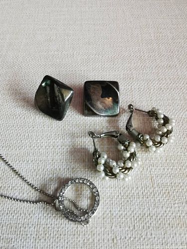 Jewelry Necklace Earrings  (1 of 7)