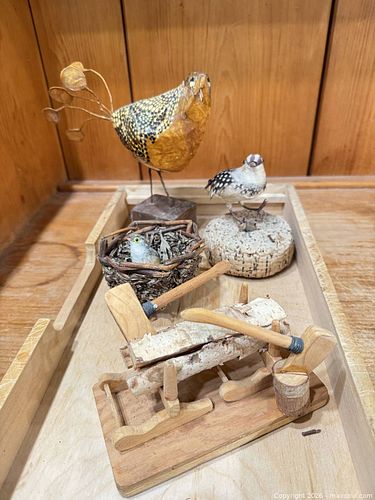 Decorative Bird Figurines & Handcrafted Wooden Log-Splitting Toy – Grouping (1 of 14)
