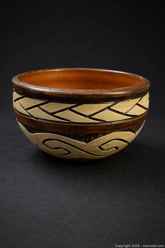 Mid-Century Brazilian Studio Pottery Bowl  (1 of 4)