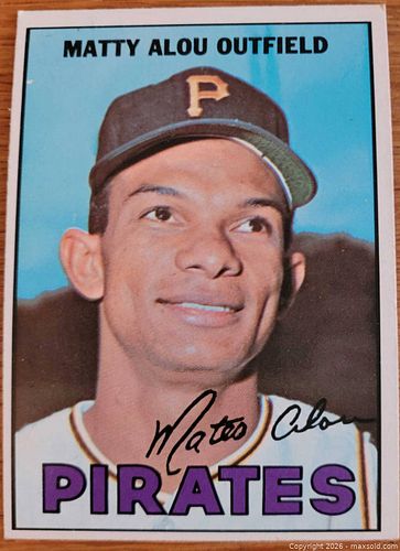 1967 Matty Alou baseball card (1 of 2)
