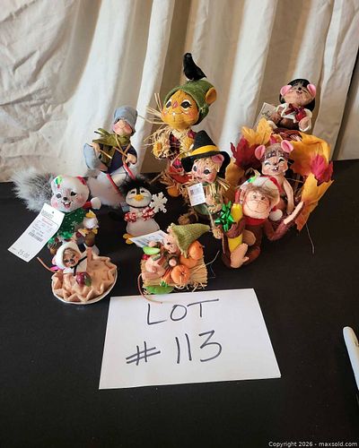 Lot #113 (1 of 12)