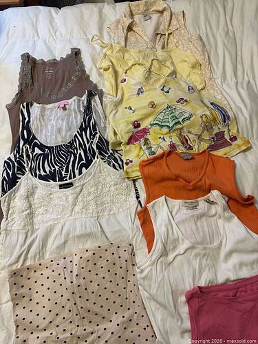 Women’s summer clothing  (1 of 8)